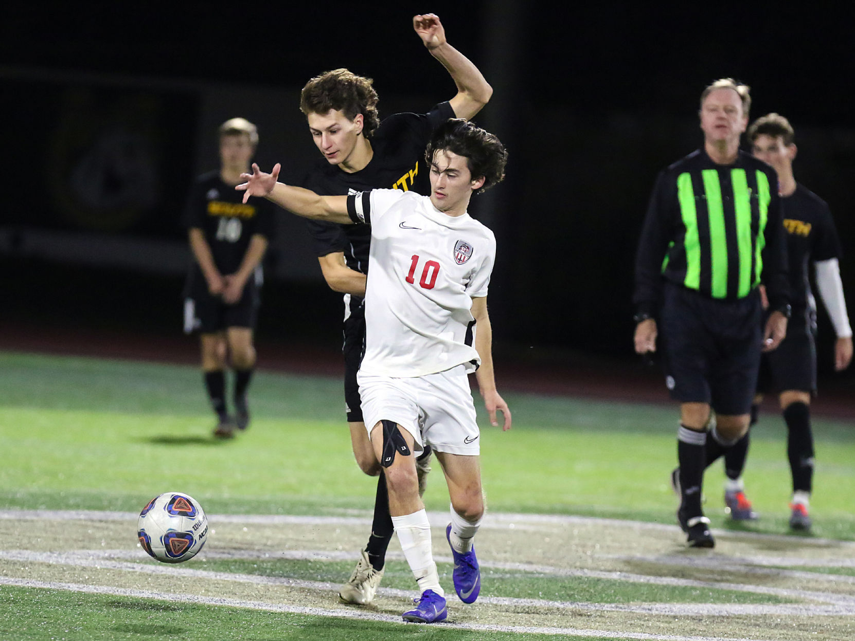 DuBourg vs. Lutheran South soccer
